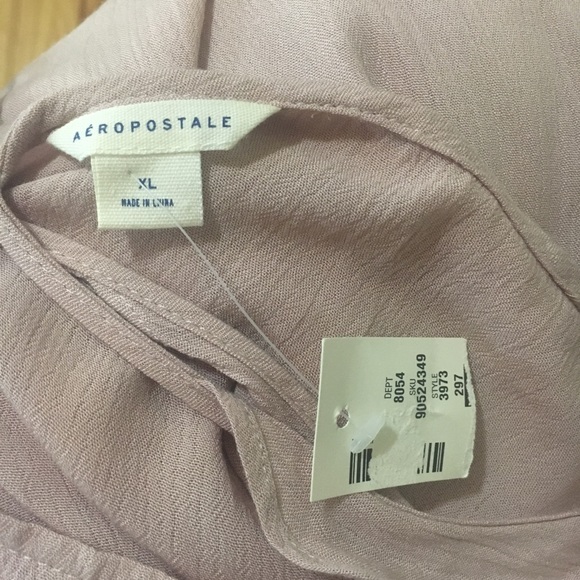 Romper New Aeropostale XL laced back embroidered - Picture 3 of 3